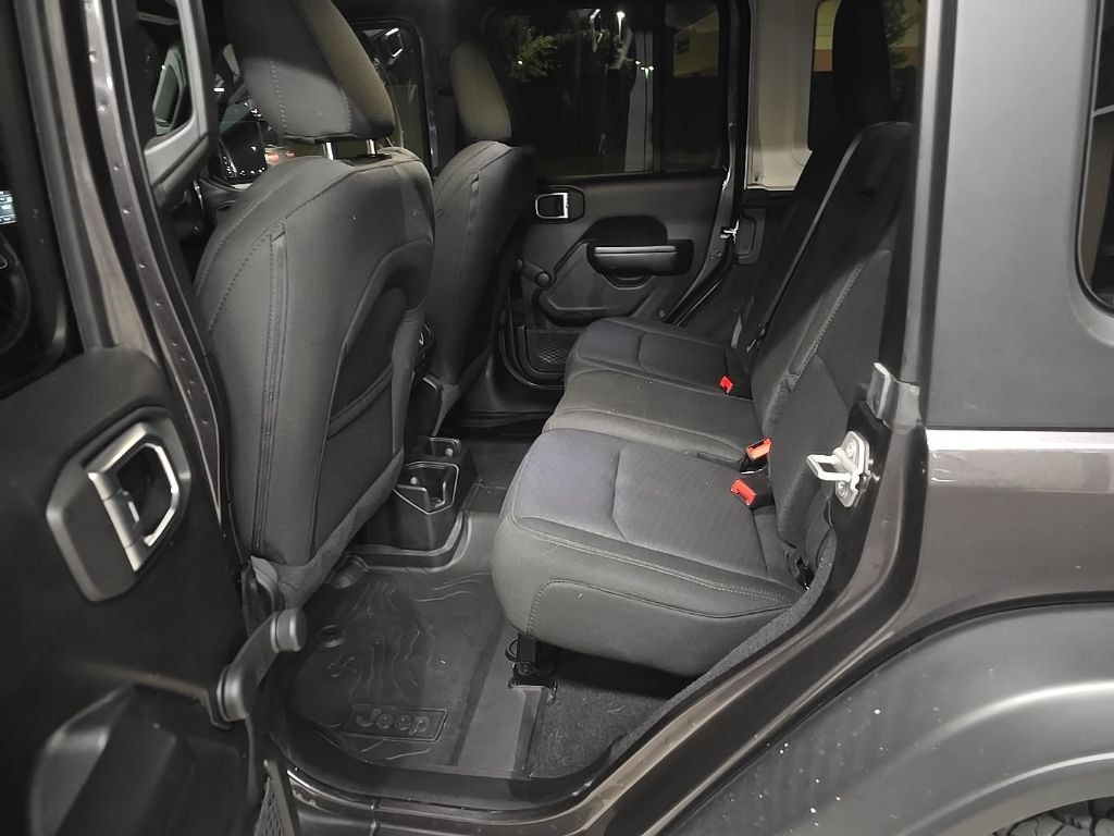 Thumbnail: 2020 Jeep Wrangler - 7