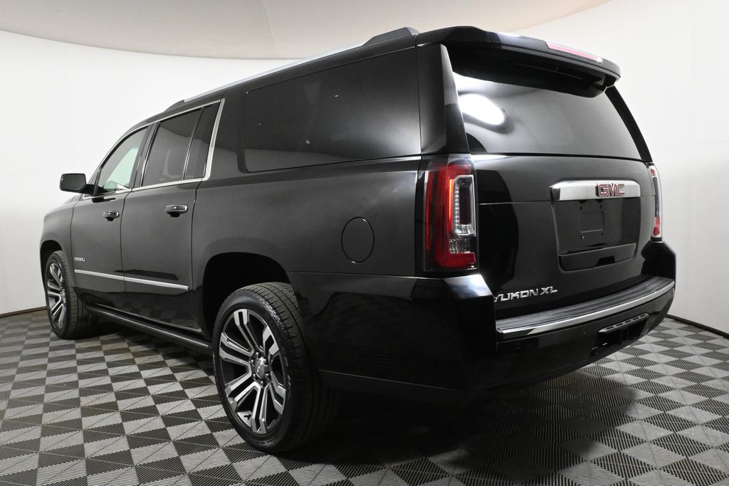 2017 GMC Yukon XL Denali 6