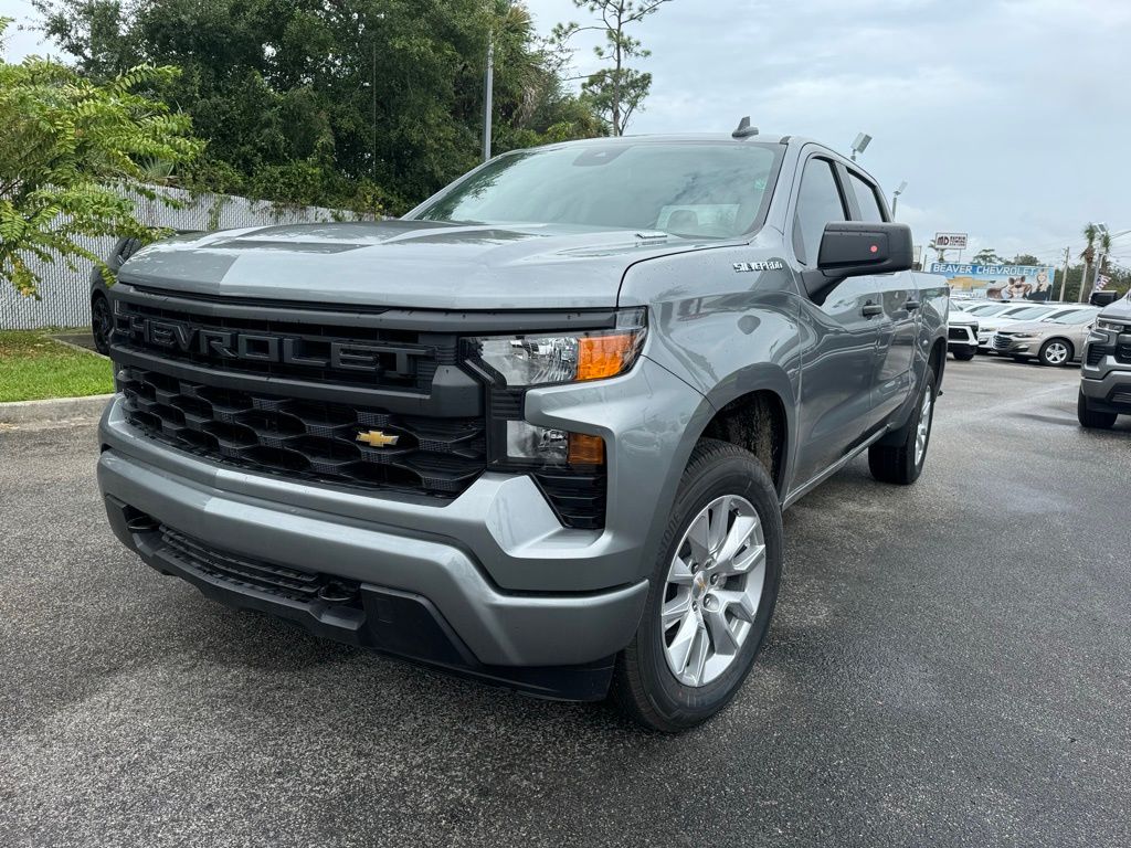 2024 Chevrolet Silverado 1500 Custom 4