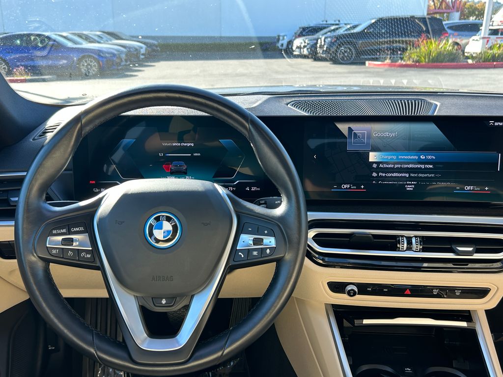 Thumbnail: 2023 BMW i4 - 17