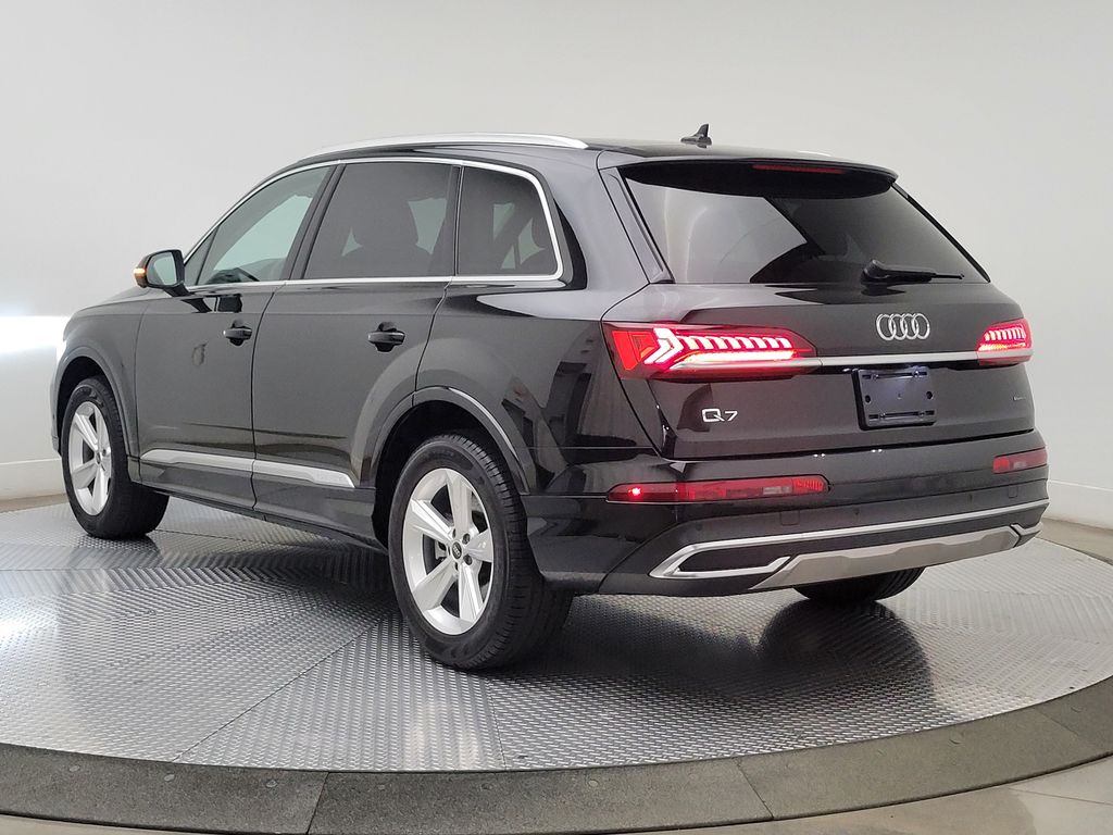 Thumbnail: 2023 Audi Q7 - 4