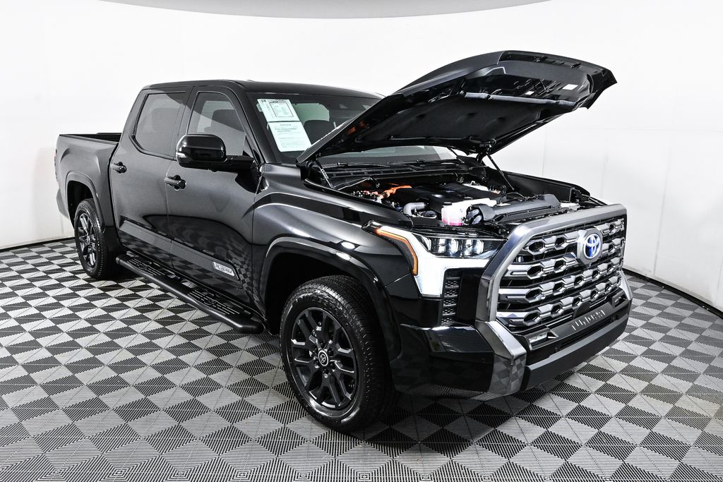 2024 Toyota Tundra Hybrid Platinum 29