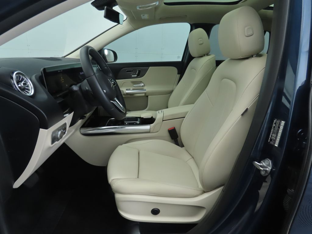 Thumbnail: 2021 Mercedes-Benz GLA - 19