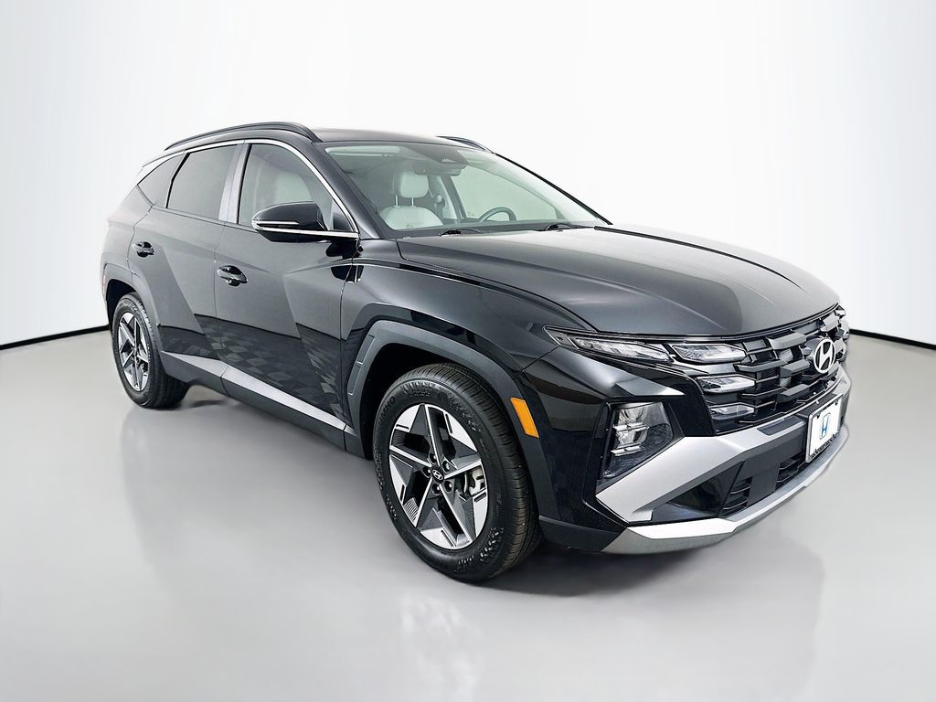 Thumbnail: 2025 Hyundai Tucson - 3