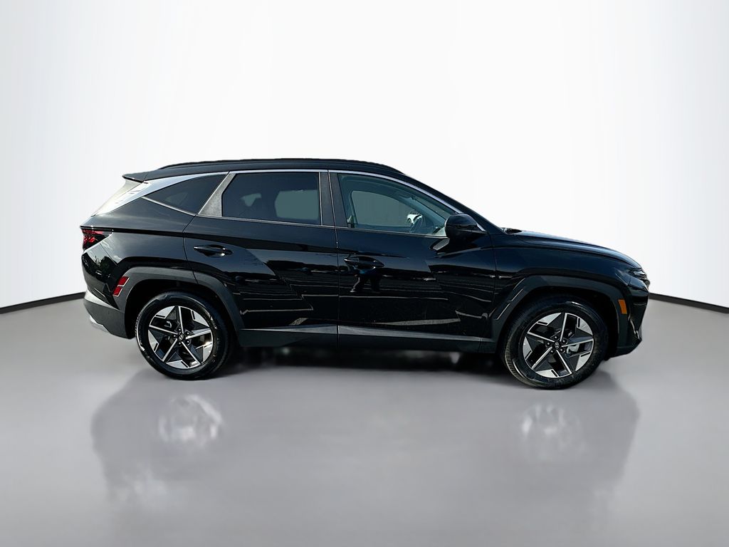 Thumbnail: 2025 Hyundai Tucson - 4