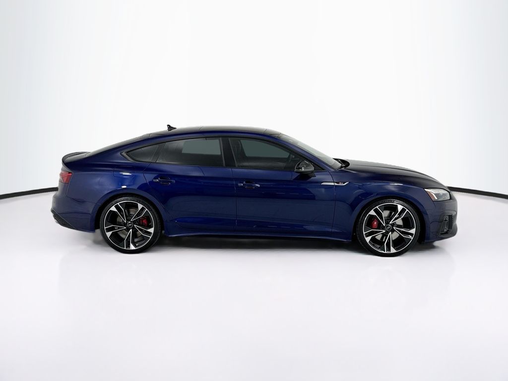 Thumbnail: 2021 Audi S5 - 4