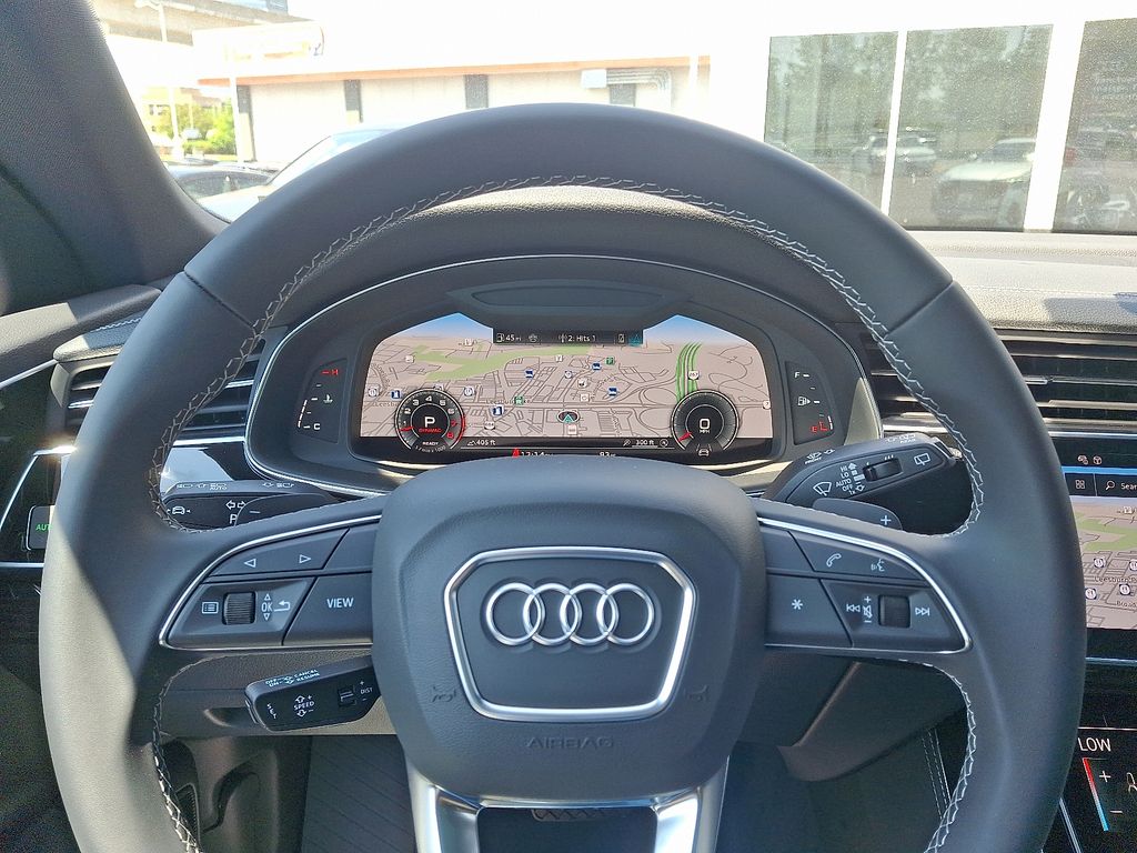 2025 Audi Q8  17