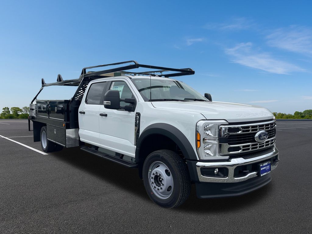 New 2024 Ford Super Duty F-450 Chassis Crew Cab (DRW) 203" Wheelbase XL