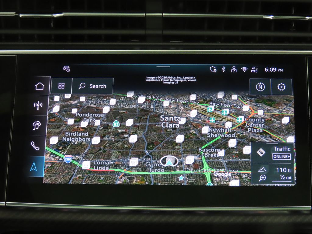 Thumbnail: 2026 Audi RS Q8 - 18