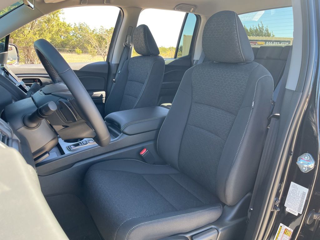 2025 Honda Ridgeline Sport 8
