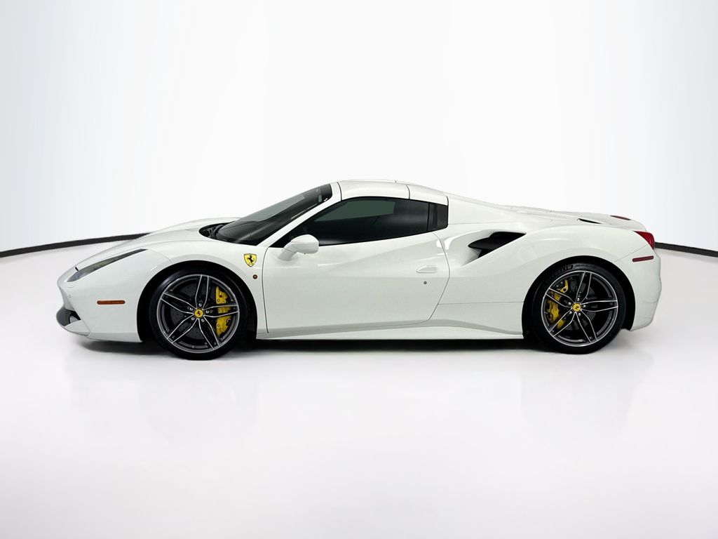 Thumbnail: 2018 Ferrari 488 - 16