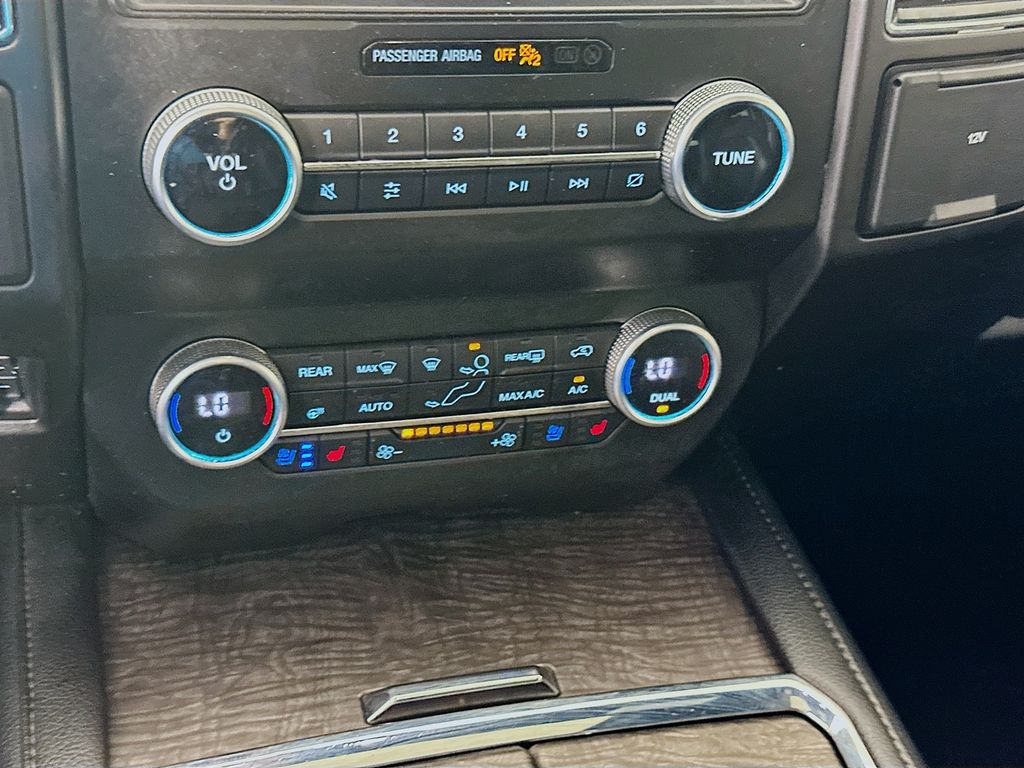 Thumbnail: 2021 Ford Expedition MAX - 16