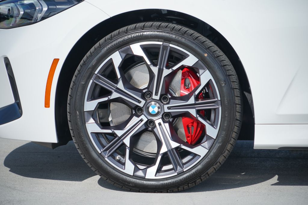 Thumbnail: 2026 BMW 3 Series - 5