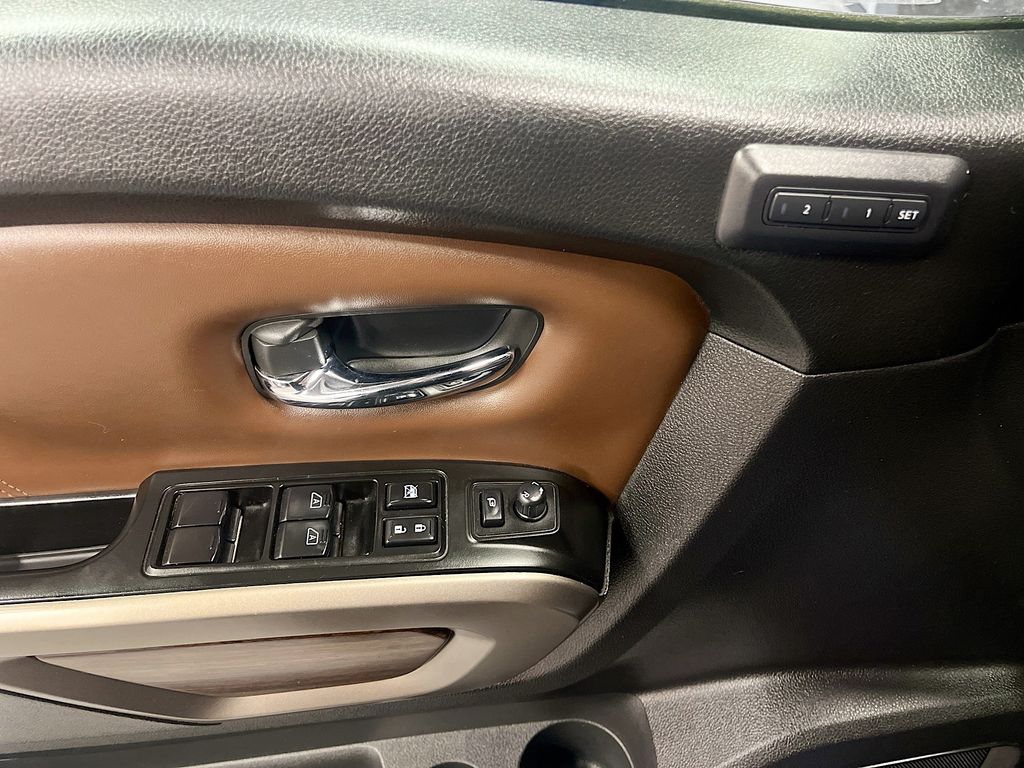 Used 2024 Super Black Nissan Platinum Reserve image 18
