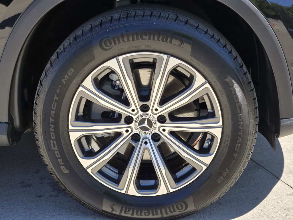 used 2025 Mercedes-Benz GLC car, priced at $41,993