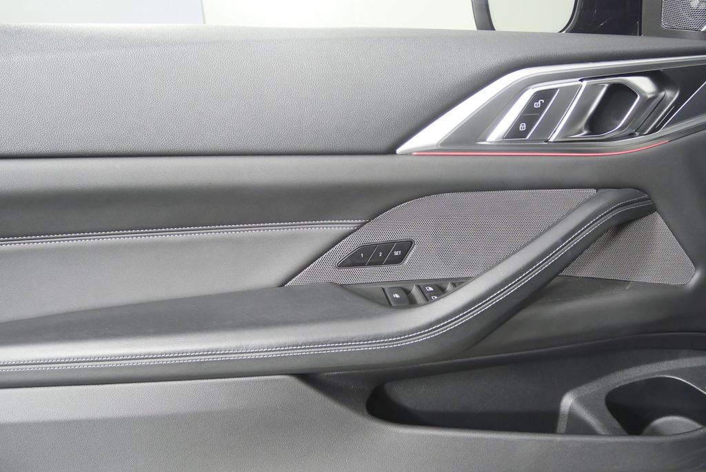 Thumbnail: 2023 BMW M4 - 10