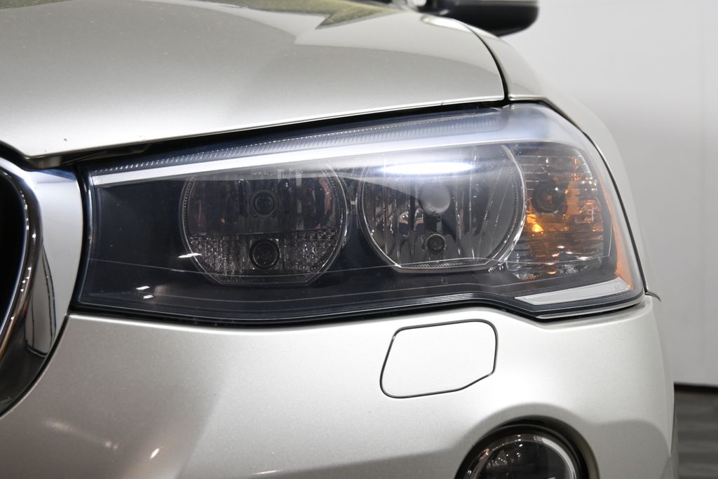 Thumbnail: 2017 BMW X3 - 11