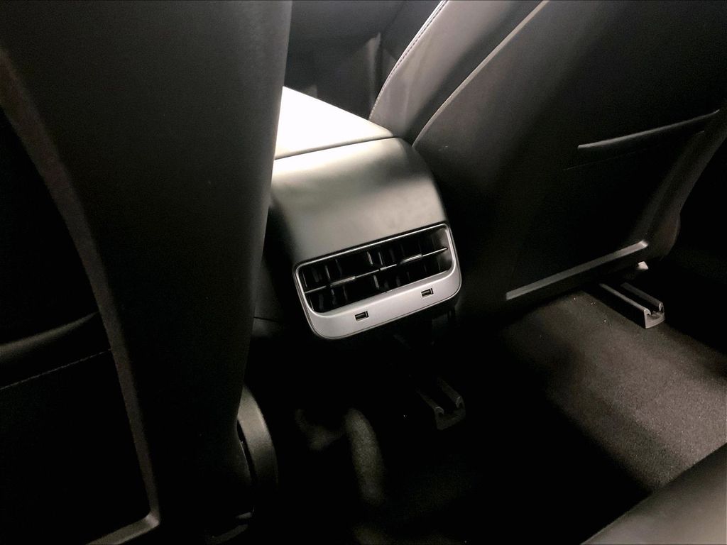 2018 Tesla Model 3 — photo 28