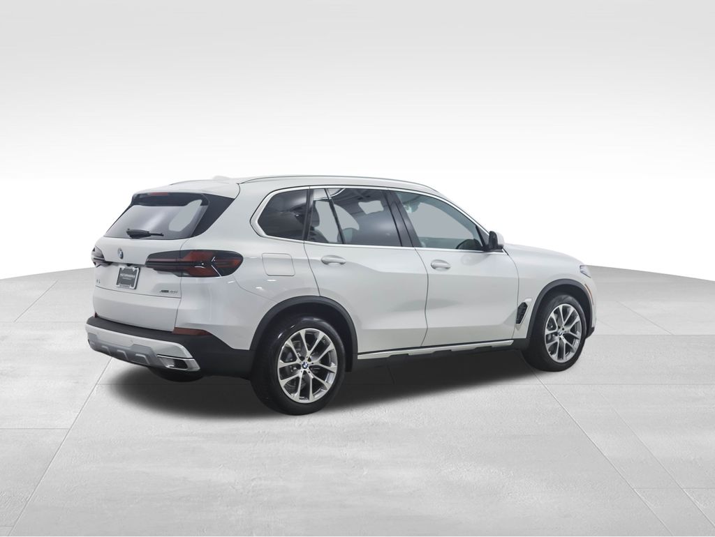 Thumbnail: 2026 BMW X5 - 5