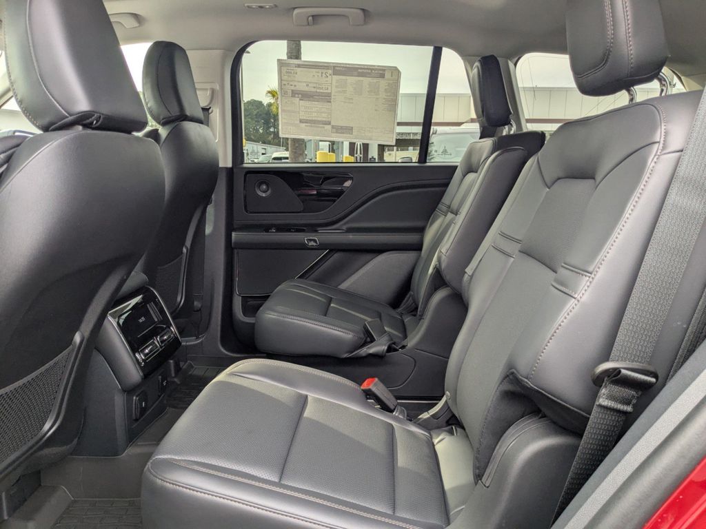 2025 Lincoln Aviator Premiere