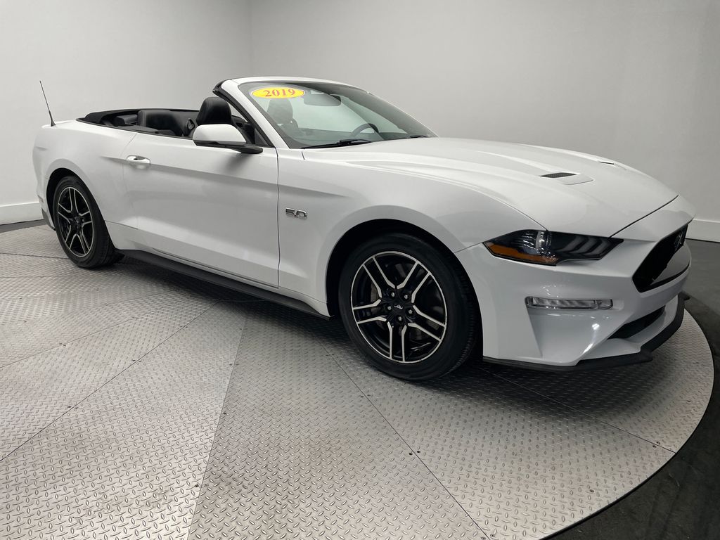 Thumbnail: 2019 Ford Mustang - 4