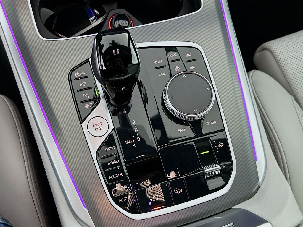 Thumbnail: 2023 BMW X5 - 17