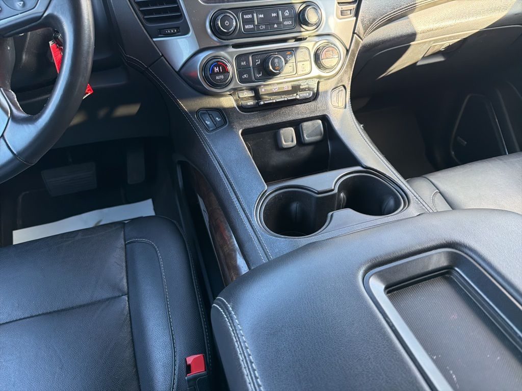 Thumbnail: 2020 Chevrolet Tahoe - 16