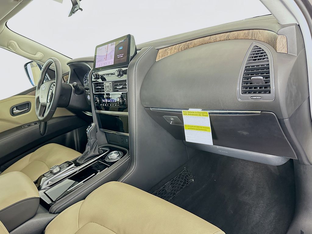 Thumbnail: 2023 INFINITI QX80 - 30