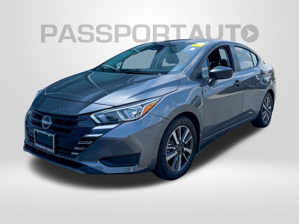 Gray (Gun Metallic) 2024 Nissan Versa S FWD Sedan Front-Wheel Drive Continuously Variable Transmission