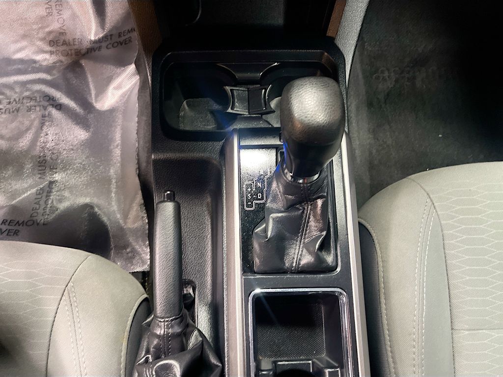 Used 2019 Gray Toyota SR5 image 16