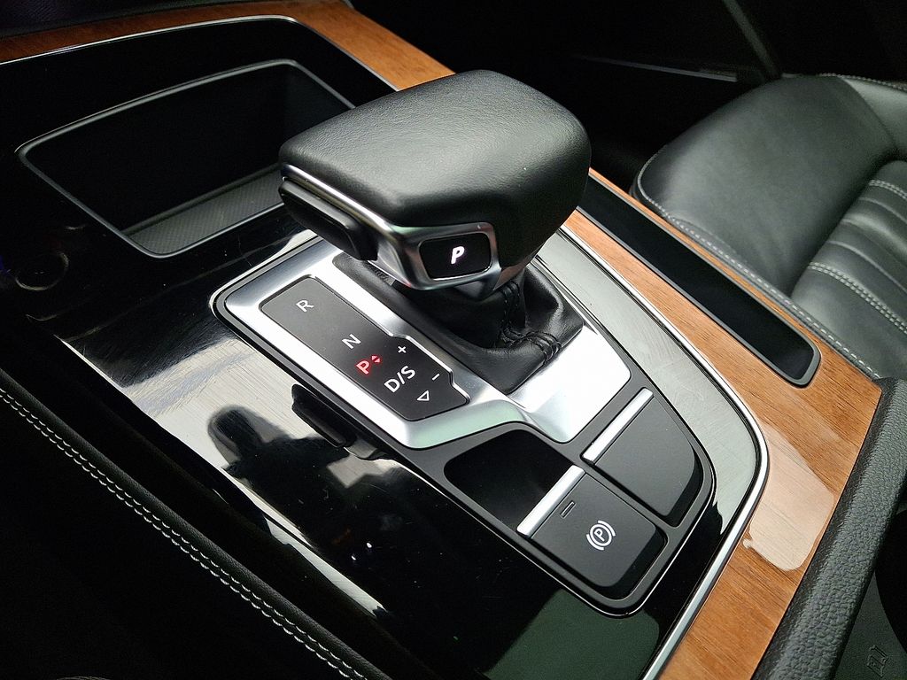 Thumbnail: 2023 Audi Q5 - 15