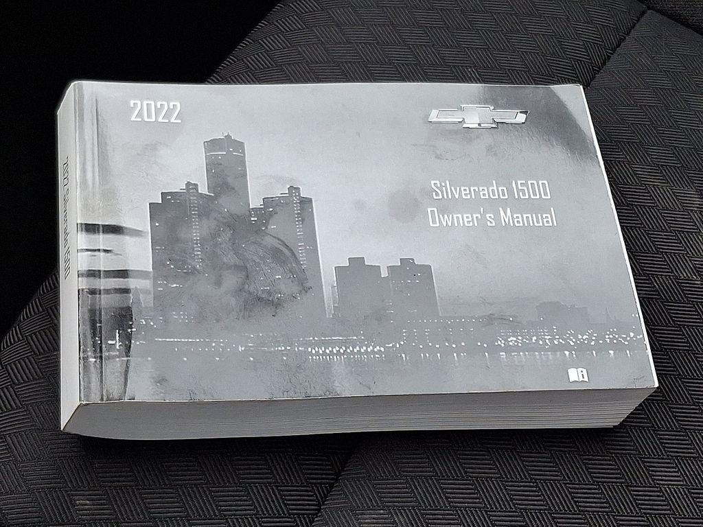 Thumbnail: 2022 Chevrolet Silverado 1500 - 26