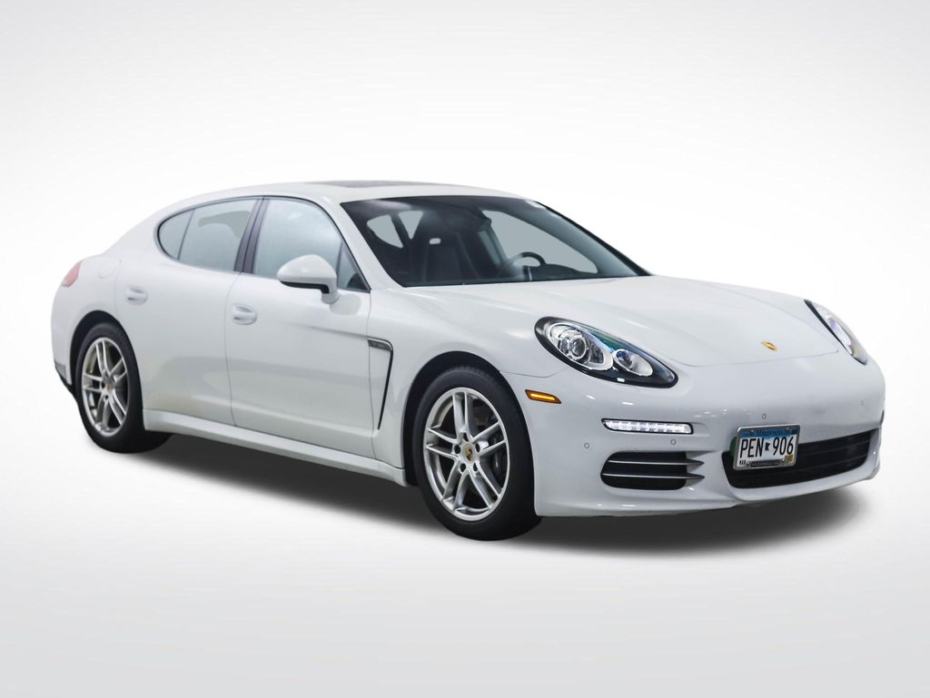 Thumbnail: 2014 Porsche Panamera - 7