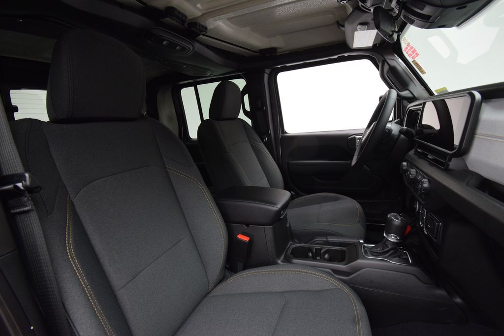 new 2026 Jeep Gladiator car, priced at $47,491