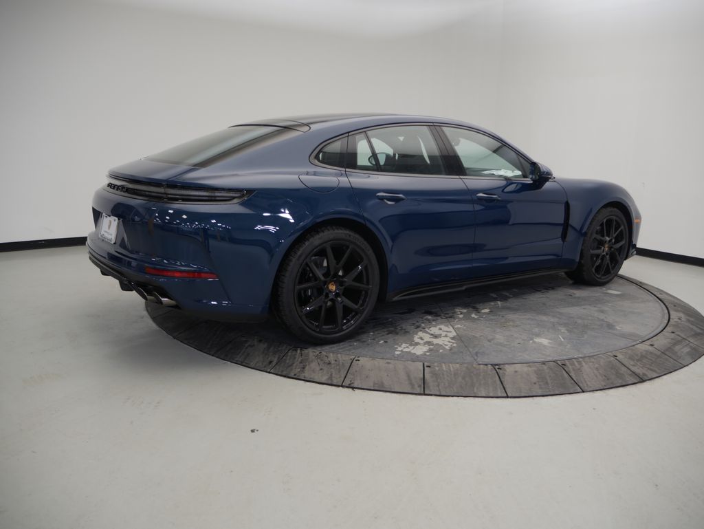 Thumbnail: 2026 Porsche Panamera - 7