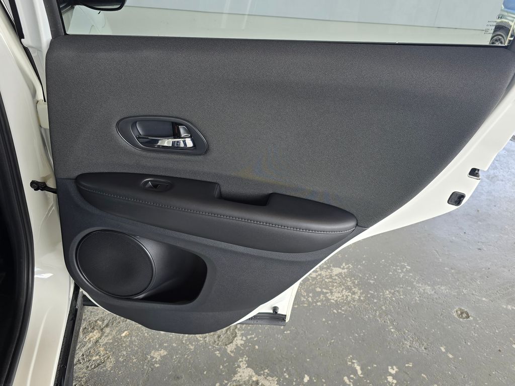 Thumbnail: 2022 Honda HR-V - 21