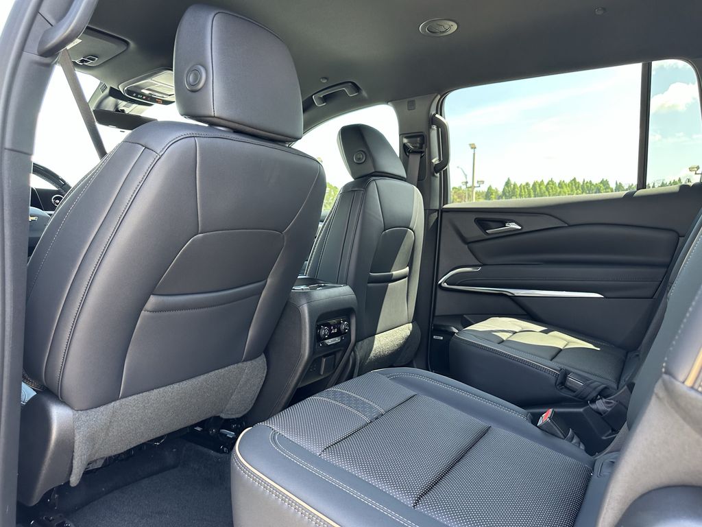new 2026 Chevrolet Traverse car, priced at $53,495