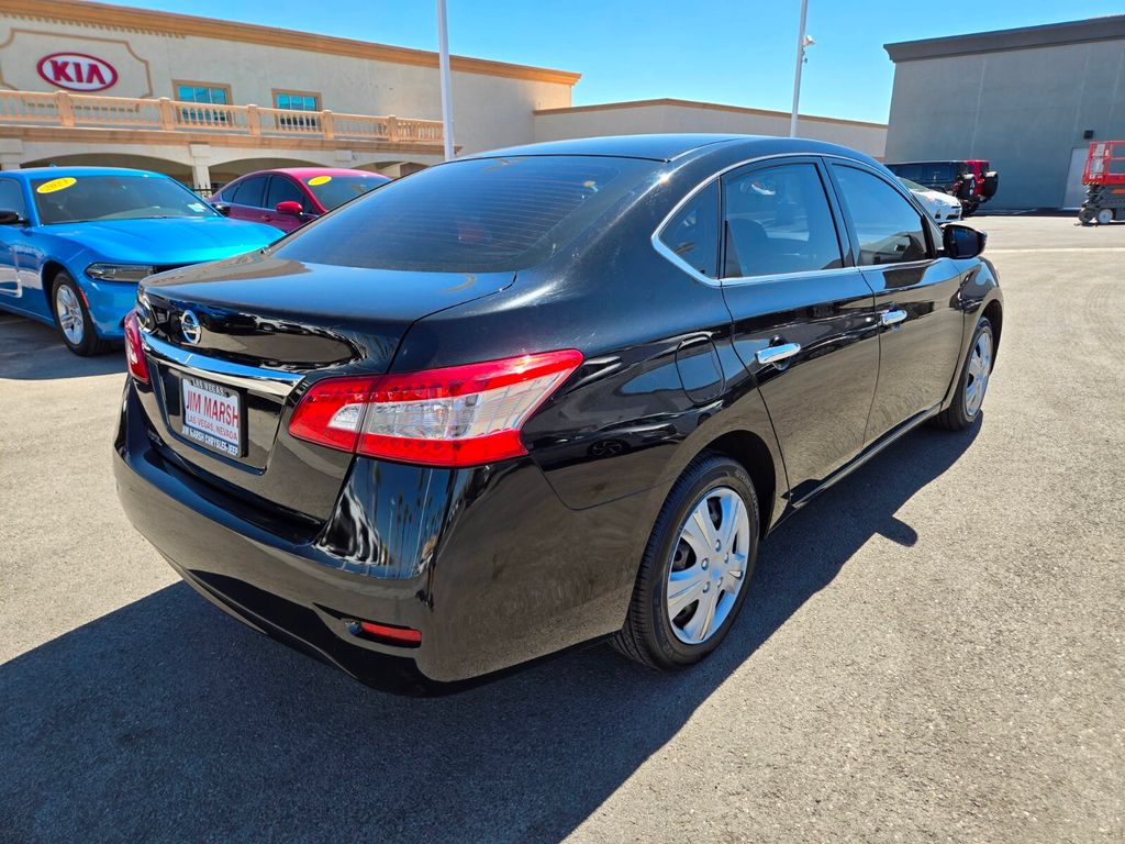 2015 Nissan Sentra S 6