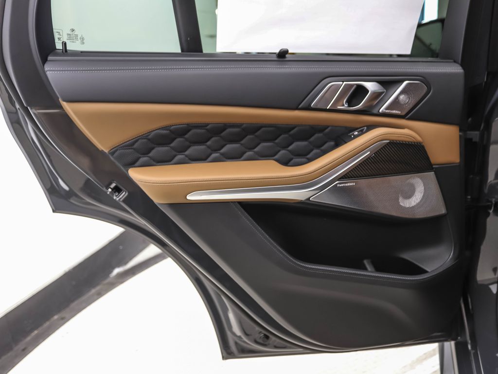 Thumbnail: 2026 BMW X5 - 20