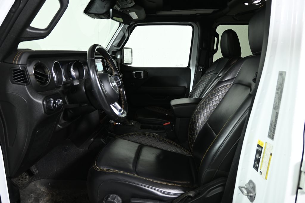 Thumbnail: 2021 Jeep Wrangler - 3