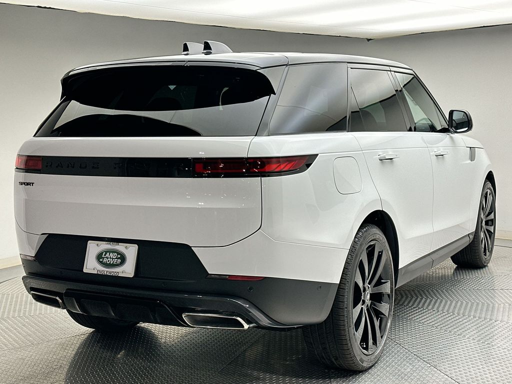 2025 Land Rover Range Rover Sport SE 2