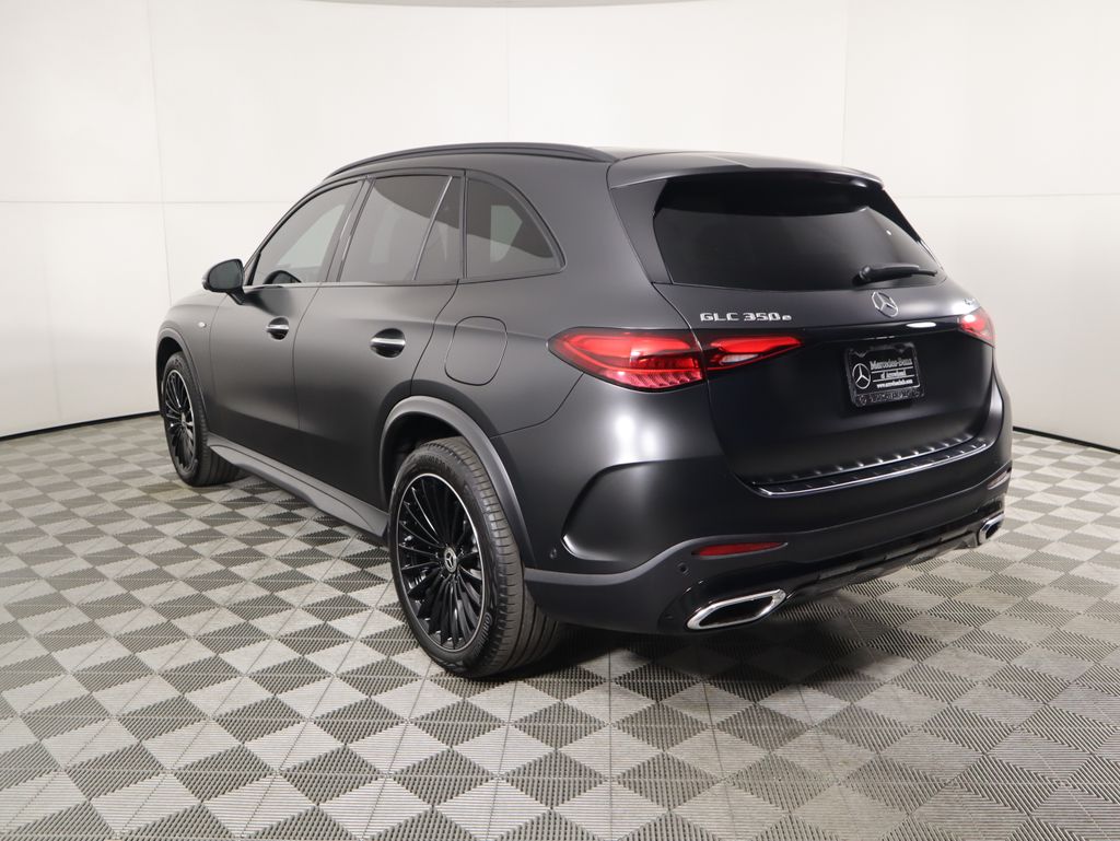 Thumbnail: 2025 Mercedes-Benz GLC - 7