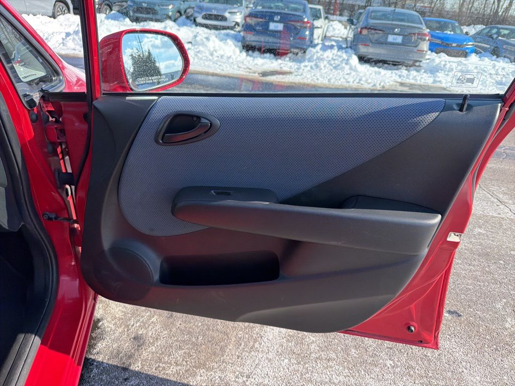 Thumbnail: 2008 Honda Fit - 25