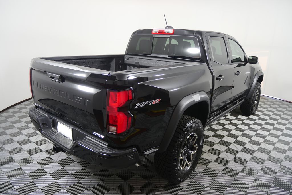 Thumbnail: 2026 Chevrolet Colorado - 4