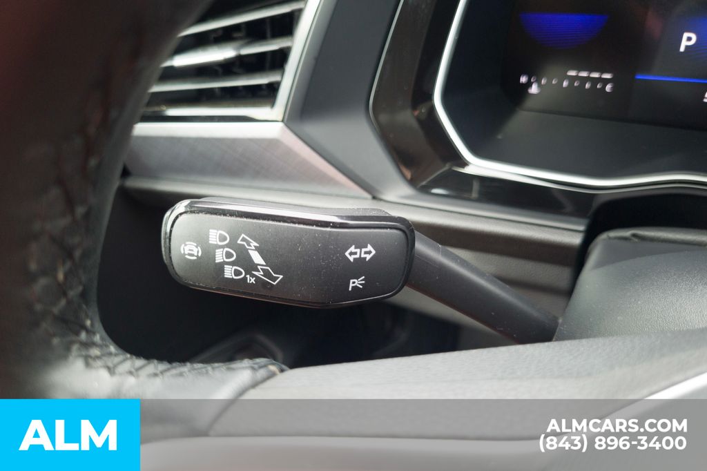 Used 2024 Platinum Gray Metallic Volkswagen 1.5T SE image 31