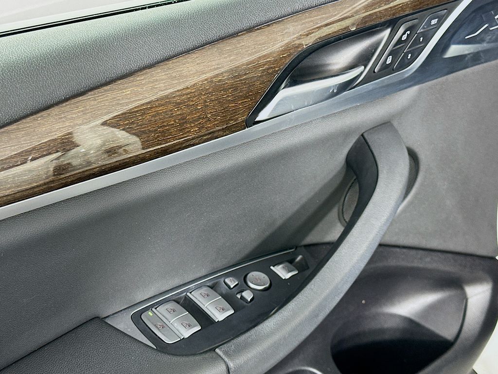 Thumbnail: 2020 BMW X3 - 18