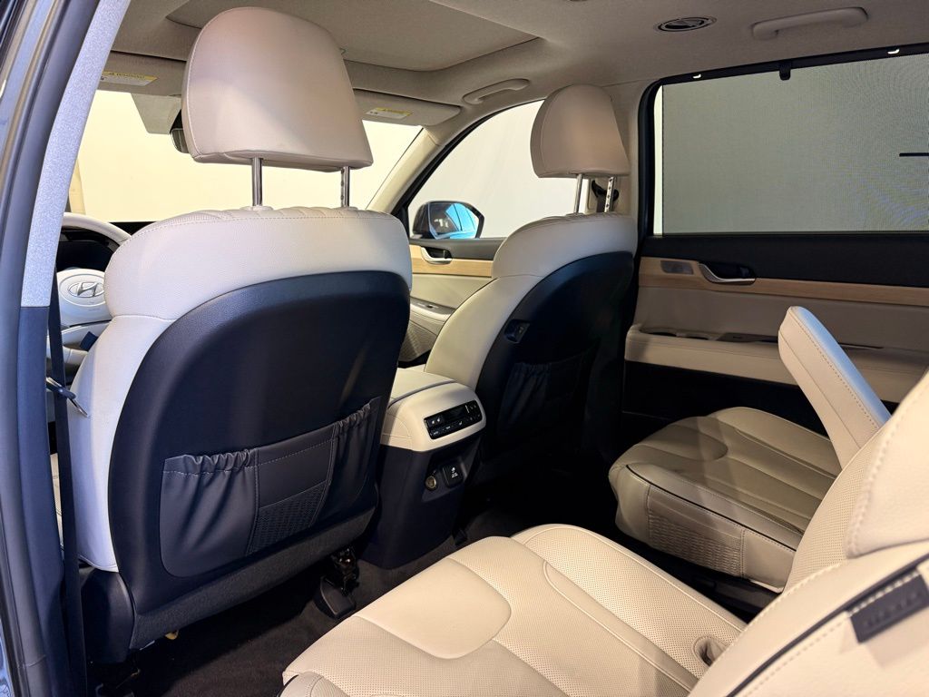 Thumbnail: 2025 Hyundai Palisade - 20