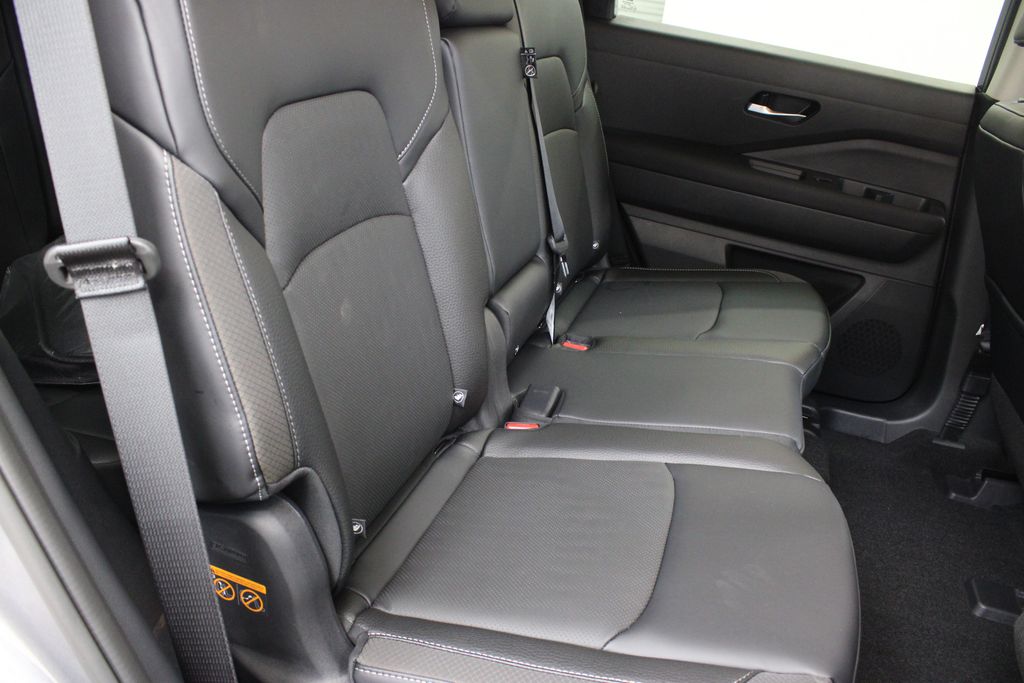 new 2026 Nissan Pathfinder car, priced at $41,990