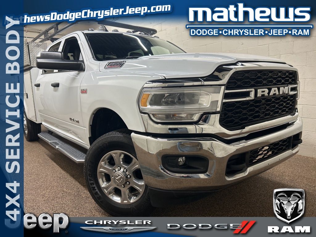 2022 RAM 3500 Tradesman Crew Cab LB 4WD