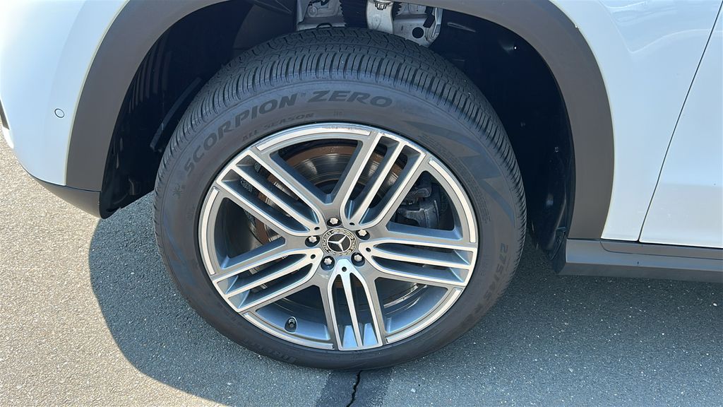 used 2025 Mercedes-Benz GLS car, priced at $71,397